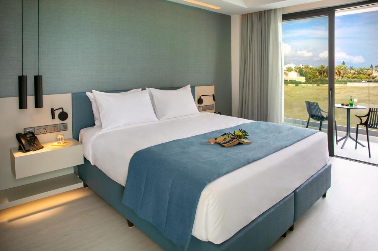Mercure Larnaca Beach Resort Dış mekan fotoğraf