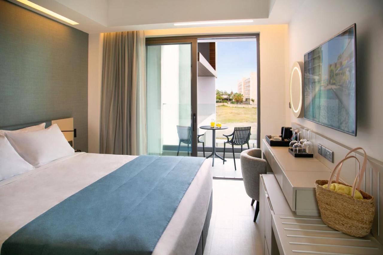 Mercure Larnaca Beach Resort Dış mekan fotoğraf