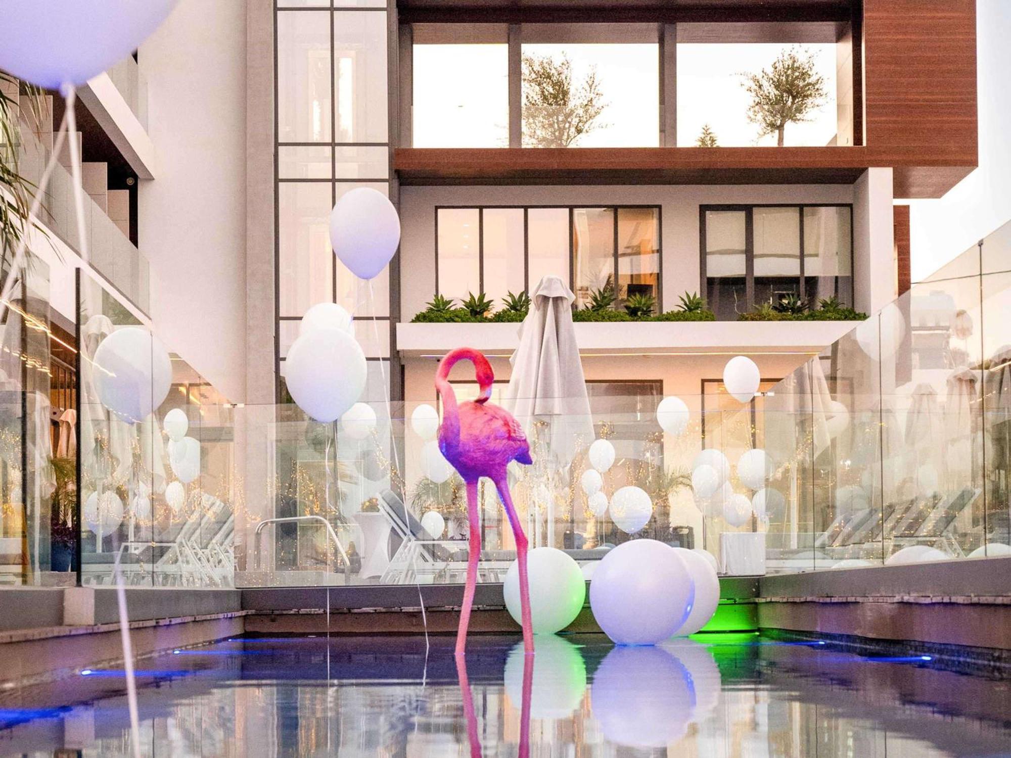 Mercure Larnaca Beach Resort Dış mekan fotoğraf