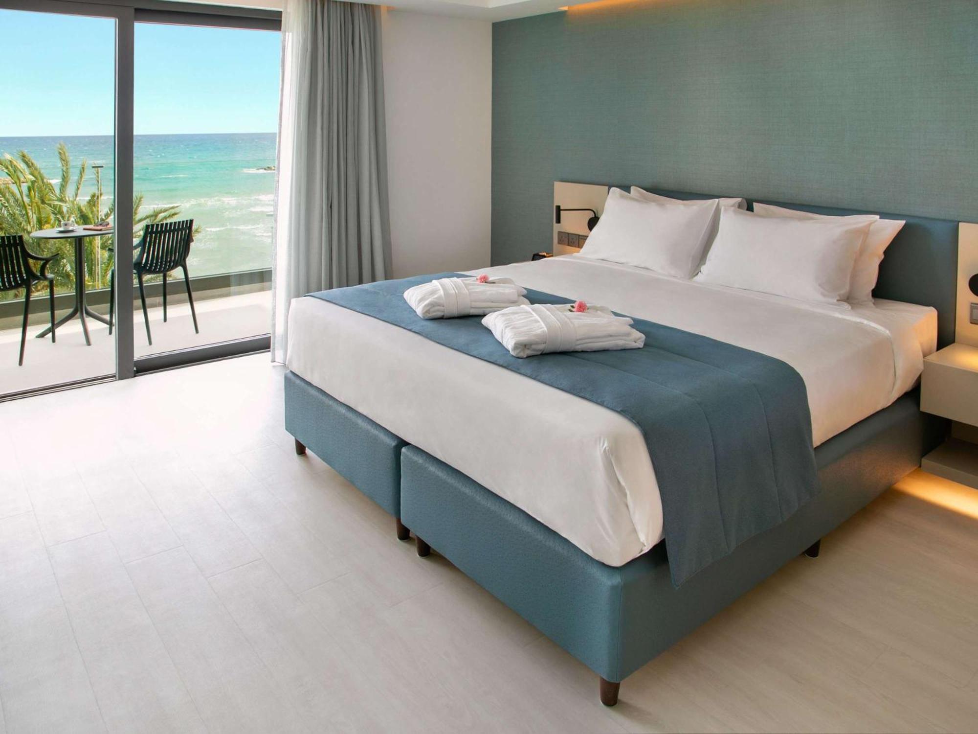 Mercure Larnaca Beach Resort Dış mekan fotoğraf