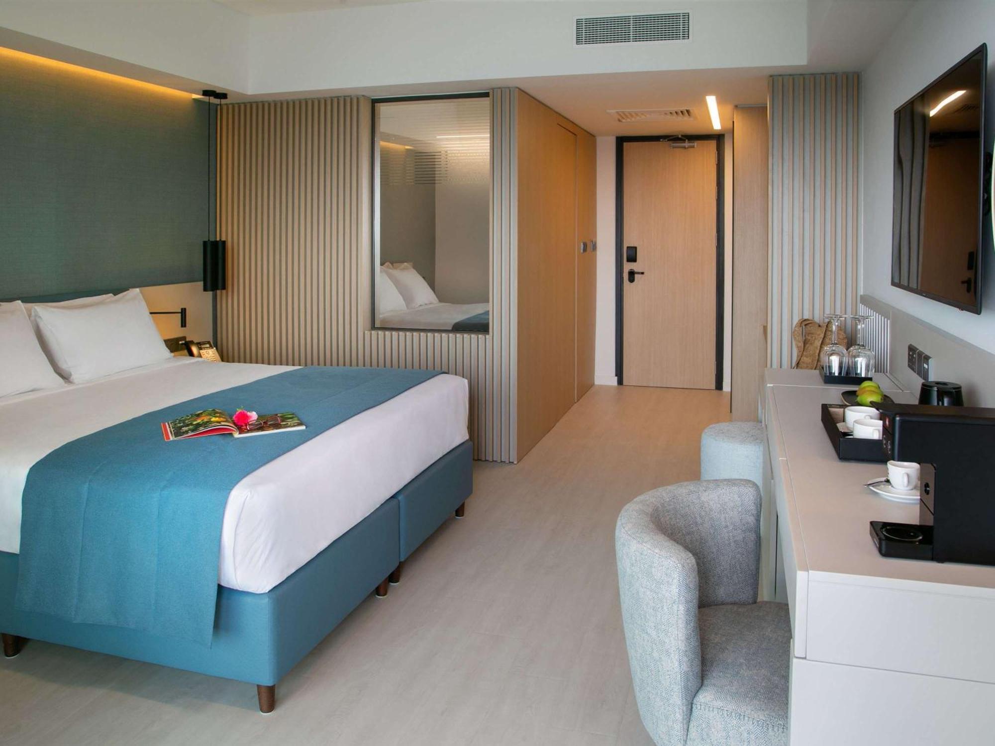 Mercure Larnaca Beach Resort Dış mekan fotoğraf