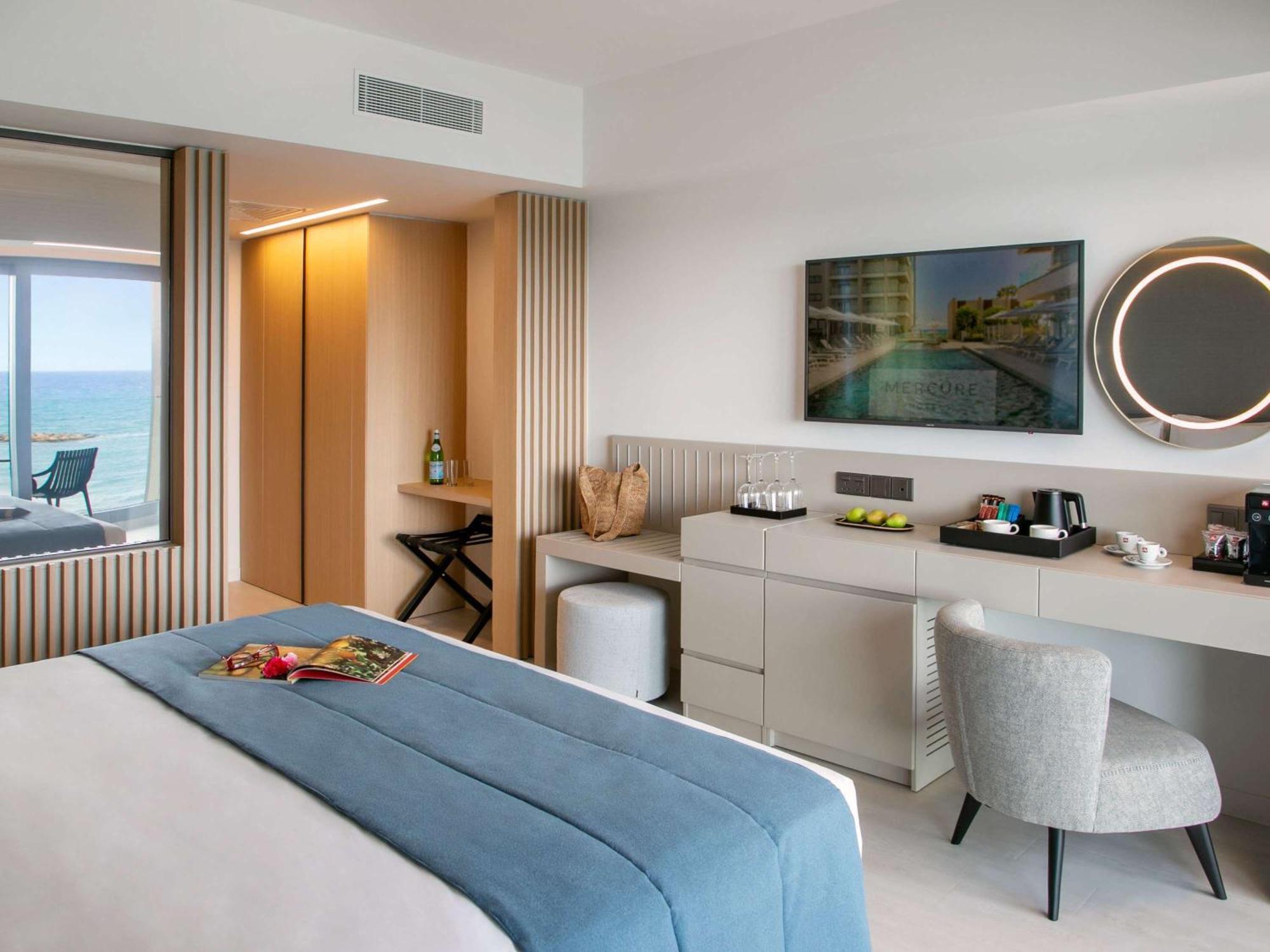 Mercure Larnaca Beach Resort Dış mekan fotoğraf